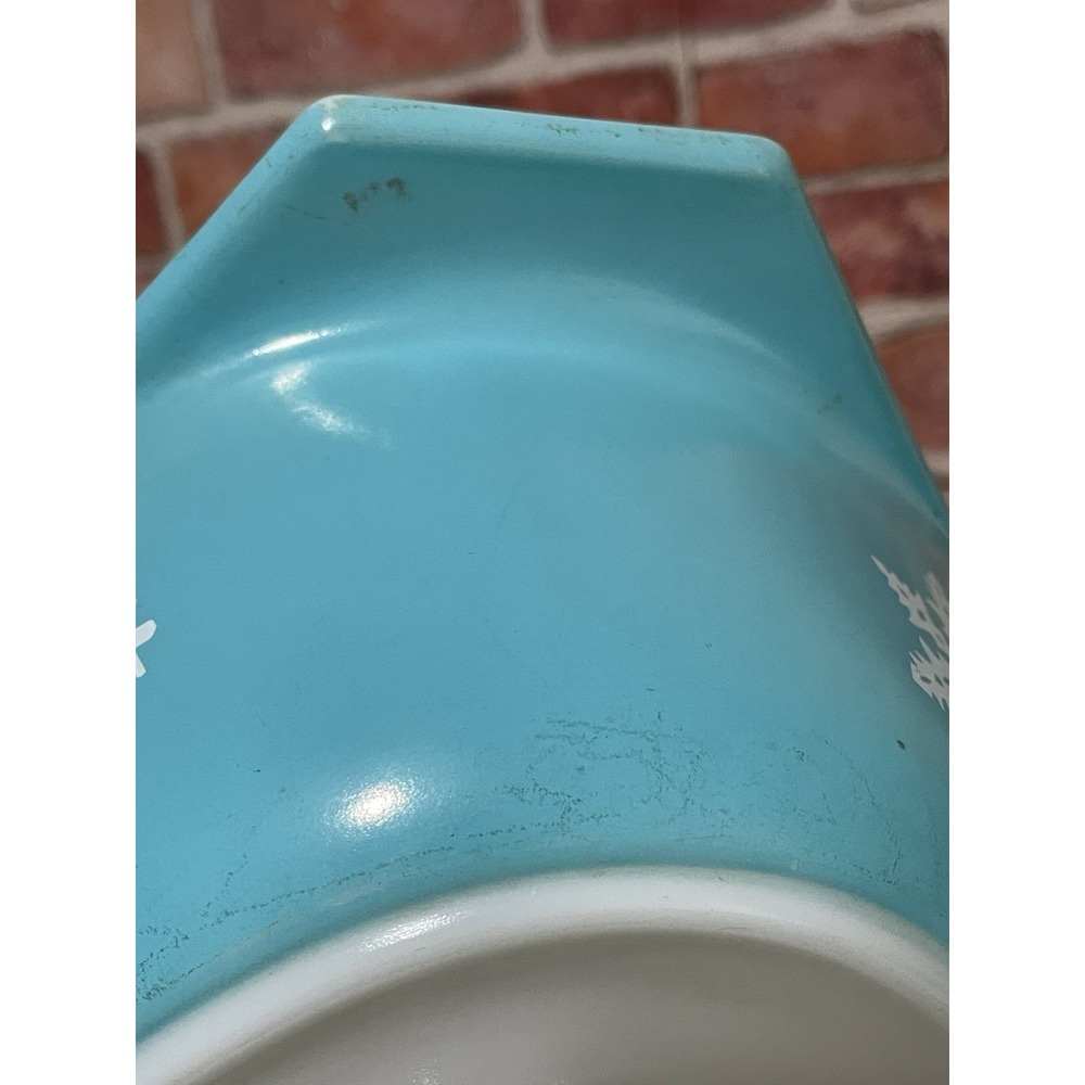 Vintage Pyrex Casserole Baking Dish Turquoise Snowflake 1-1/2 Qt 043 Oval No Lid - Picture 7 of 9